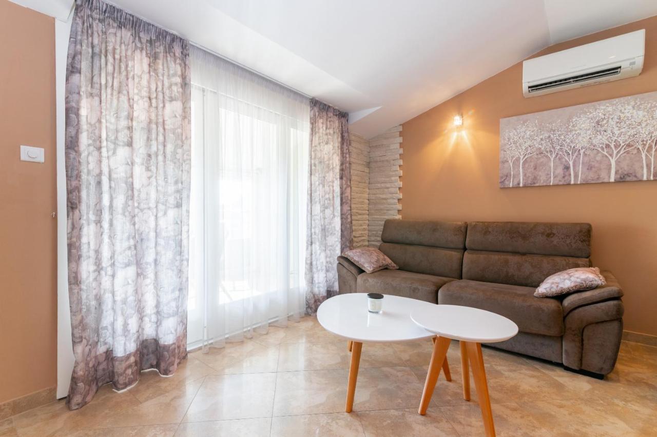 Deluxe Suite Bambi With Panoramic View Zadar Exterior photo
