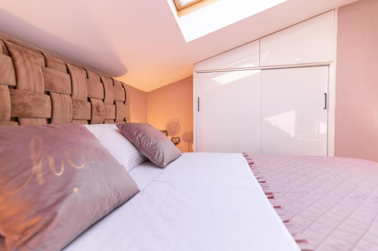 Deluxe Suite Bambi With Panoramic View Zadar Exterior photo