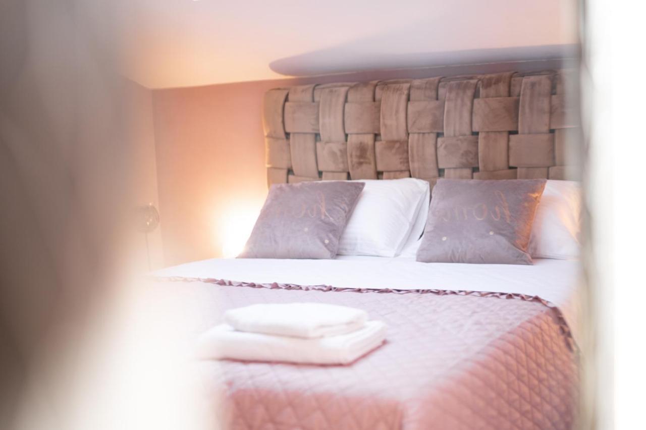 Deluxe Suite Bambi With Panoramic View Zadar Exterior photo
